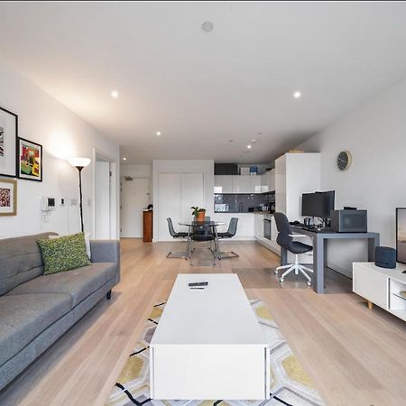Riverside Suites And Apartments London Bagian luar foto