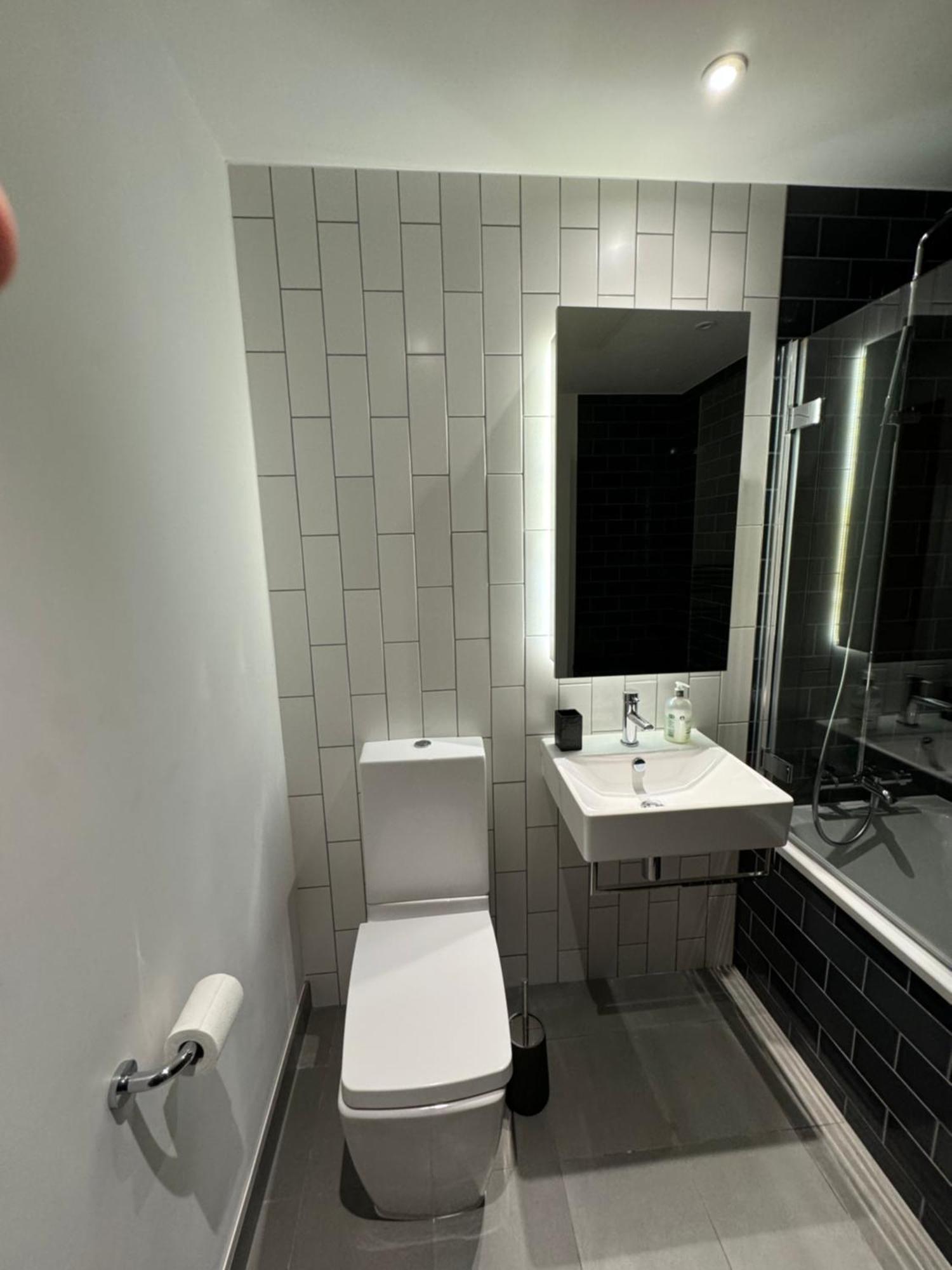 Riverside Suites And Apartments London Bagian luar foto